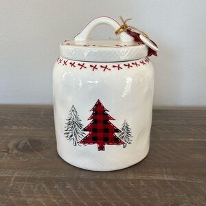 Cookie/biscuit jar, country or farmhouse look, ceramic with lid
